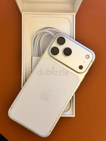 iPhone 17 Pro Max, Silver, 256GB - MFXG4LL/A - Like New