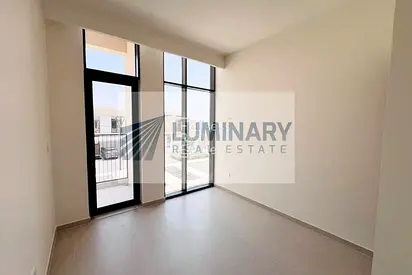 Brand new- open view - Morden living style - balcony