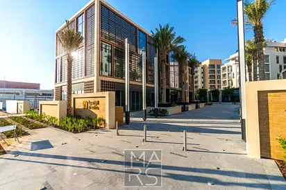 The Modern Living 1BR Apartment with Balcony in Uptown For Sale