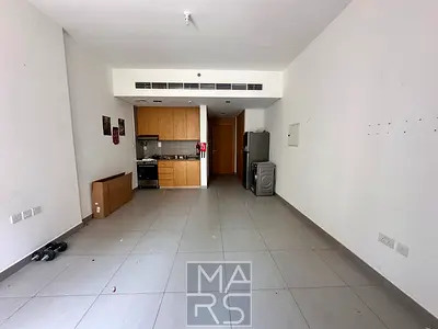 Studio for Sale in Al Mamsha | Vacant Unit | Compact Living | Smart Buy