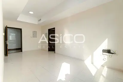 Spacious 1BR | Balcony | Al Muraqabat