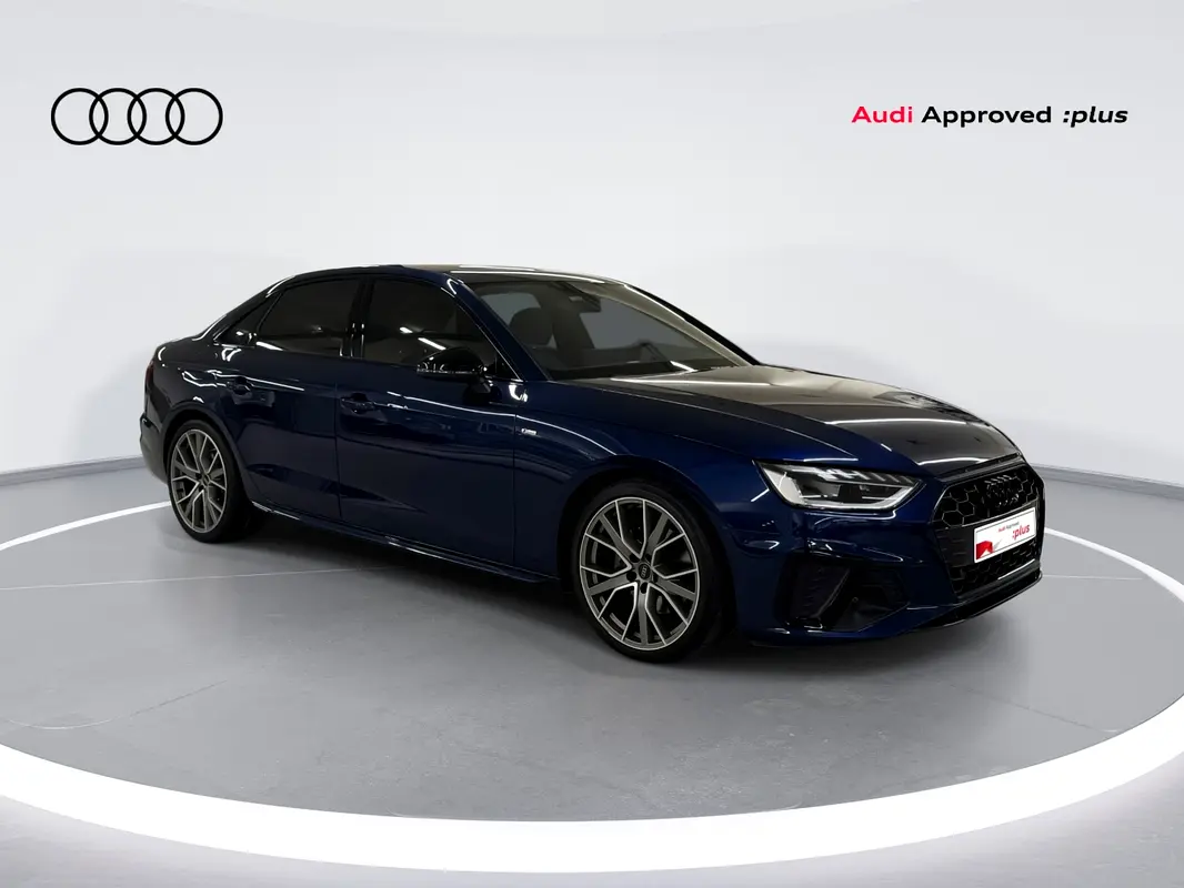 Audi A4 2024 — photo 1 of 17