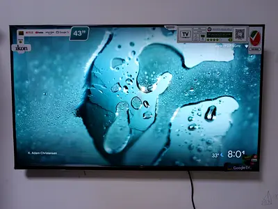 43 Google TV Ikon Brand New