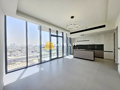 Unfurnished - Near to Mall - With Big Storage