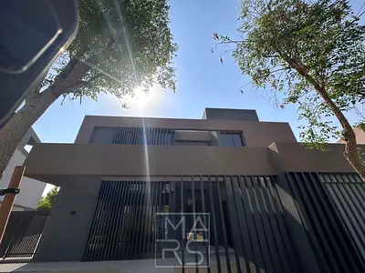 "فيلا أزاليا سيجنتشر المكونة من 5 غرف نوم مع مسبح خاص - مساحة معيشة فاخرة تبلغ 6700 قدم مربع"
