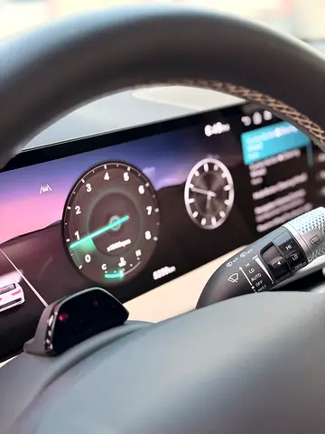 2026 Genesis GV70 — миниатюра 16