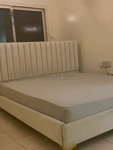 King size bed