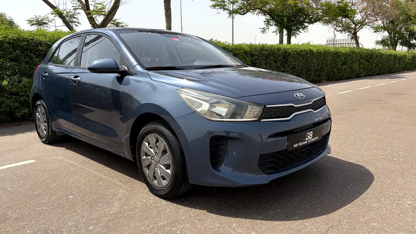 Kia Rio 2020 — photo 1 of 13