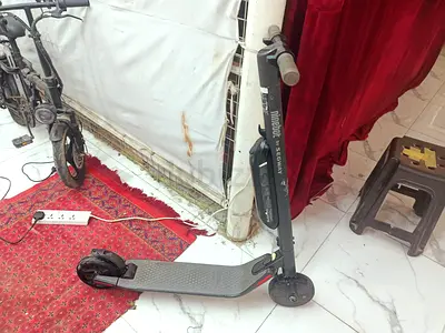Ninebot Scooter with extended battery