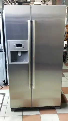 Siemiens Steel Side-by-Side Refrigerator with Water Dispenser