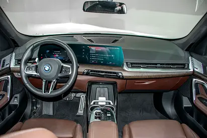2023 BMW IX1 照片 8