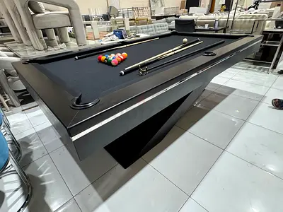 Selling Premium quality Pool 🎱 Table