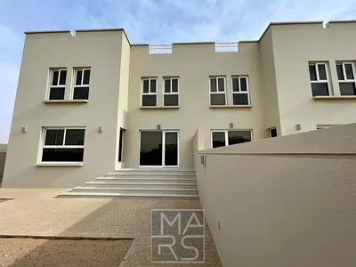 3 Bedroom Villa For Rent in Barashi | Maid Room