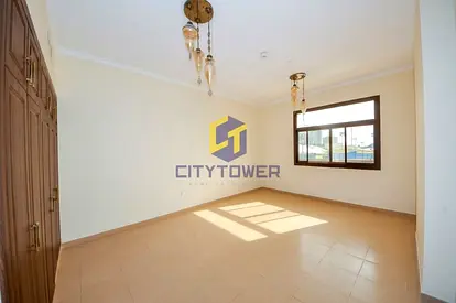 Huge Corner | 3 BHK with Maid's + Closed Kitchen Store + Study room | en-suite bathroom