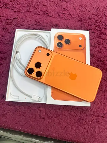iPhone 17pro max unlock 256gb battery health 100% cable with Box