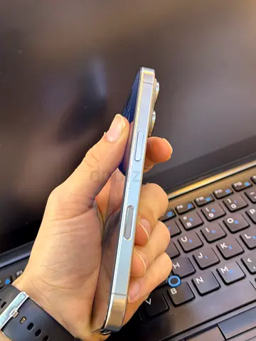Iphone 16 pro 256gb esim