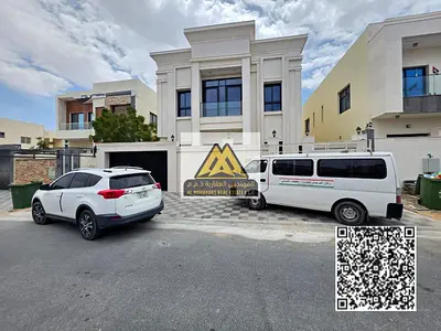 للبيع فيلا فخمة بتشطيبات راقية وموقع مميز، جاهزة للسكن مباشرة وتناسب العائلات الباحثة عن الراحة والفخامة في موقع حيوي قريب من جميع الخدمات.