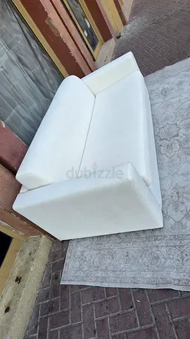 Natuzzi Two Seater Sofa bed Compact White Two-Seater Sofa — Good Condition
