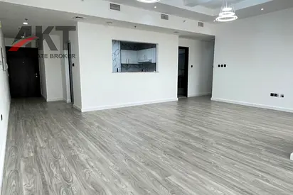 FULLY RENOVATED 2 BED + LAUNDRY/BURJ KHALIFA VIEW