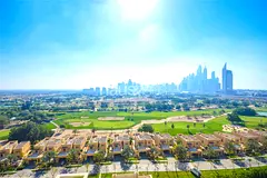 Unfurnished | Golf Course Views | Bright Apartment