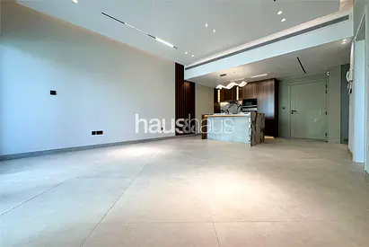 Upgraded 1-Bed | Spacious | Warm Minimal Design