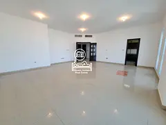 Luxury 3bed Flat available for rent in Shabiya