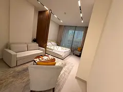 Huge Luxury Studio | Fully Furnished | Near Public Transport