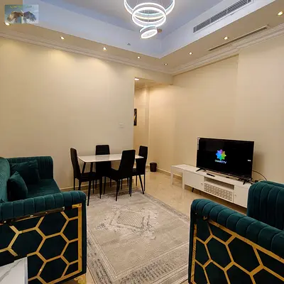 2-bedroom apartment with living room, 1 bathroom, balcony, elegant and tidy furnishing, fully equipped with modern appliances, excellent location, rea