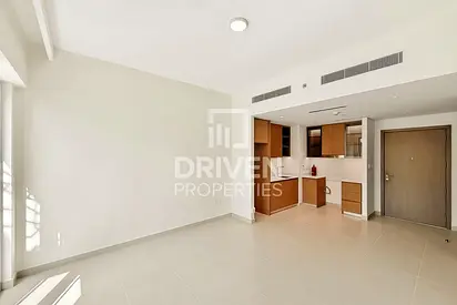 Brand New | High Floor | Ready to Move in