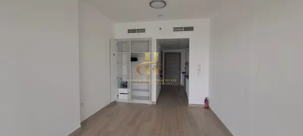 High Floor | With Balcony | Ready To Move