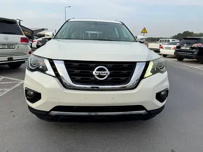 Finance available for 2019 Nissan Pathfinder SV - GCC Specs Best Family SUV - Excellent Condition