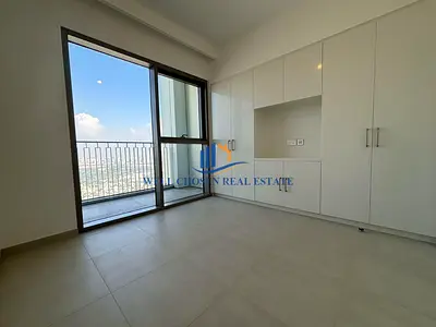 Prime Location | Unfurnished | Mid Floor | City View