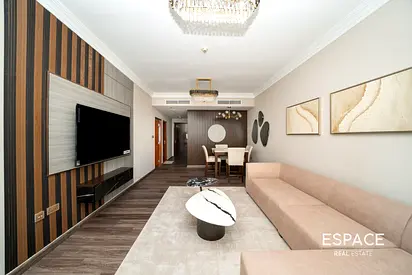 Upgraded | High Floor | Furnished