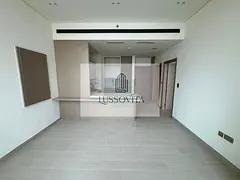 Spacious Layout | High Floor | Balcony &amp; Private Jacuzzi