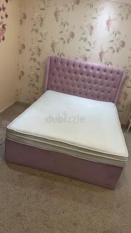 Queen Bed with Mattress - Pink 160x200