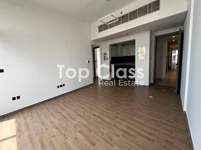 Golf Course View | 2BR | Ready to Move
