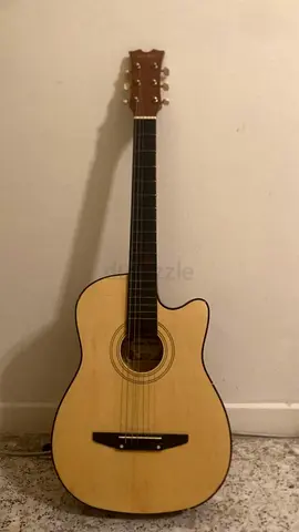 Acoustic-Electric Cutaway Guitar in Good Condition