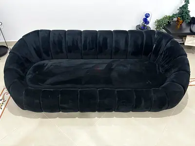 Urgent Sale, Comfortable Couch To Sale - 800 dhm