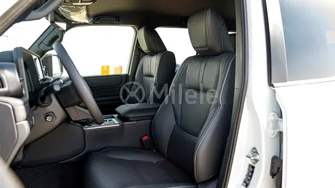 صورة 9 لـ 2024 Toyota PRADO