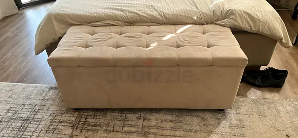 Beige Storage bench