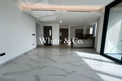 Best Price | 1+ Large study | Burj View