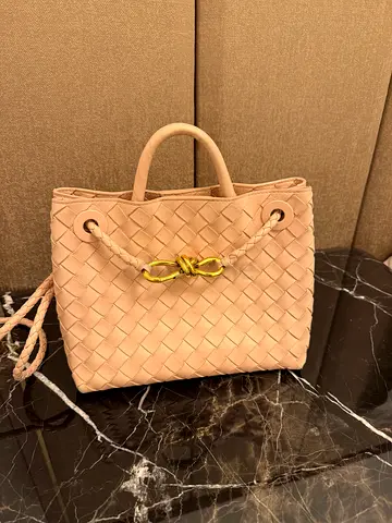 Bottega Veneta - Andiamo Small