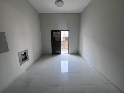One-bedroom apartment for rent in Al Jurf 3, Ajman – 2 bathrooms, master bedroom, balcony, central air conditioning, spacious, new building,