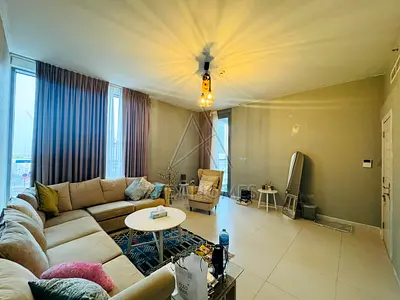 Well maintained 2 BHK in Meera Shams