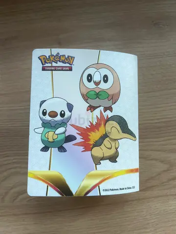 Folder for pokemon cards