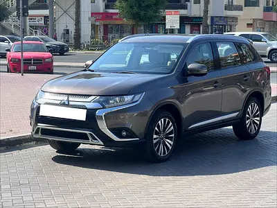 Mitsubishi Outlander GLX 2023 GCC Specs