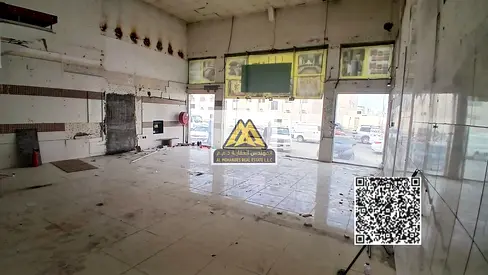 A prime opportunity for a shop in a strategic location directly on Oman Street, suitable for various commercial activities with high foot traffic thro