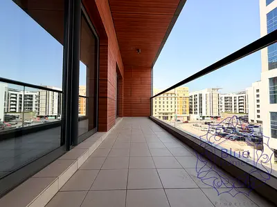 Modern Building | 1BHK | Closed Kitchen