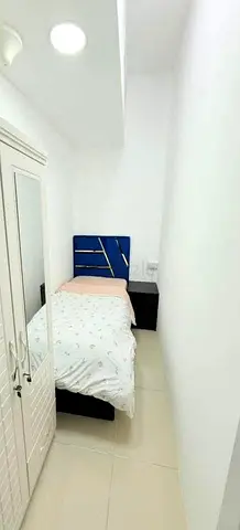 Beautiful Partition Room Available Marina near DMCC Metro