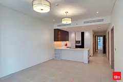 Brand New / High Floor / Prome Location